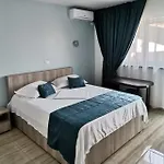 Casa Vienna 3* 艾福雷诺德