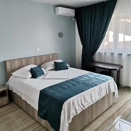 Casa Vienna 3* 데포리노드